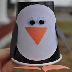 用纸杯做企鹅的教程 简易纸杯企鹅的制作方法
