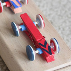 木夹子制作玩具小车 幼儿园小汽车制作方法