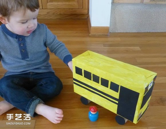 幼儿校车手工制作图解 鞋盒做校车的方法教程
