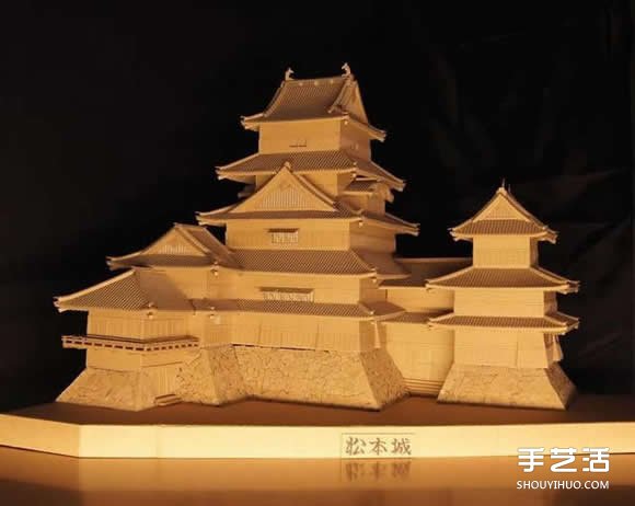 知名日本古建筑物 瓦楞纸制作的纸模型世界