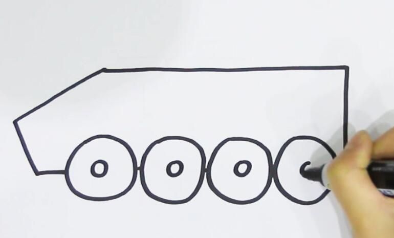 装甲车简笔画图片 装甲车怎么画