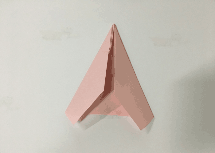 纸飞机的折法图片 纸飞机是怎么折的
