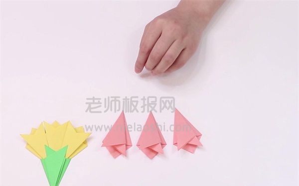 康乃馨折纸图片 康乃馨怎么折