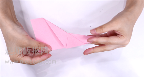 直线飞机折纸图片 直线飞机怎么折