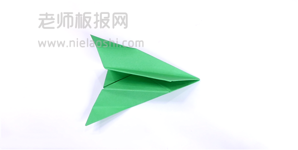 滑翔飞机折纸图片 滑翔飞机怎么折