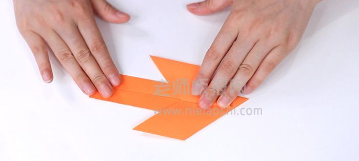 滑翔机折纸图片 滑翔机怎么折