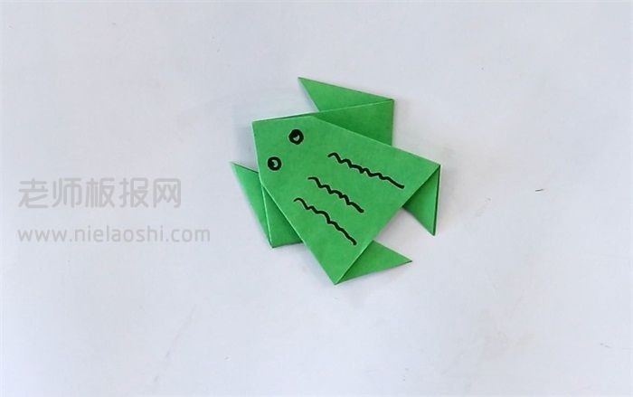 青蛙折纸图片 青蛙是怎么折