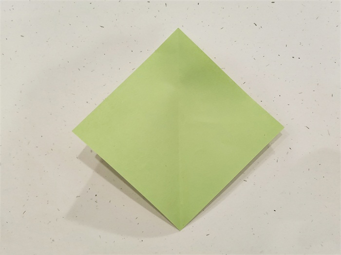 儿童郁金香折纸教程图片 郁金香是怎么折的