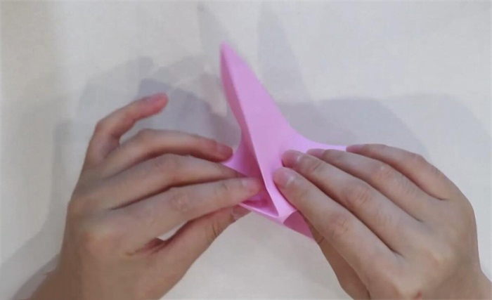 折纸荷花简单教程图片 荷花是怎么折的