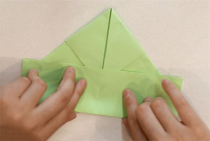 简单小青蛙折纸教程图片 小青蛙是怎么折的