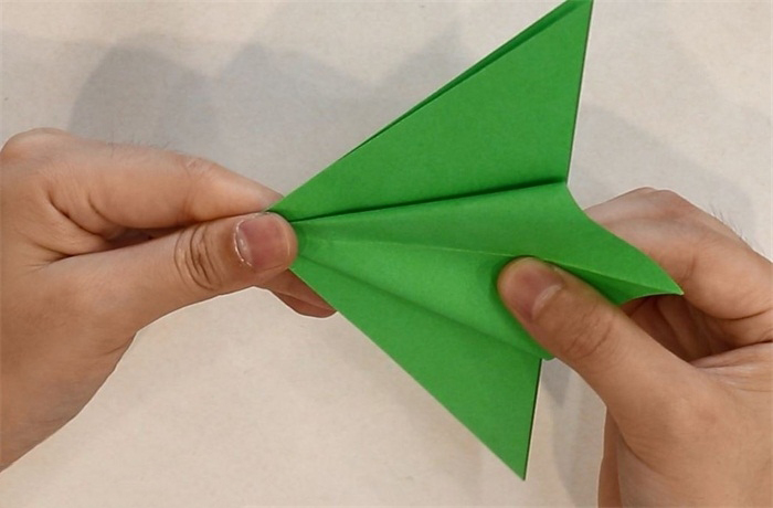 青蛙折纸教程图片 青蛙如何折的