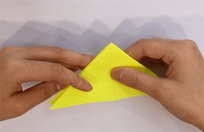 立体皮卡丘折纸教程图片 皮卡丘是怎么折的