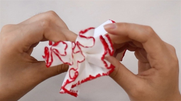 康乃馨折纸视频教程图片 康乃馨是怎么折的