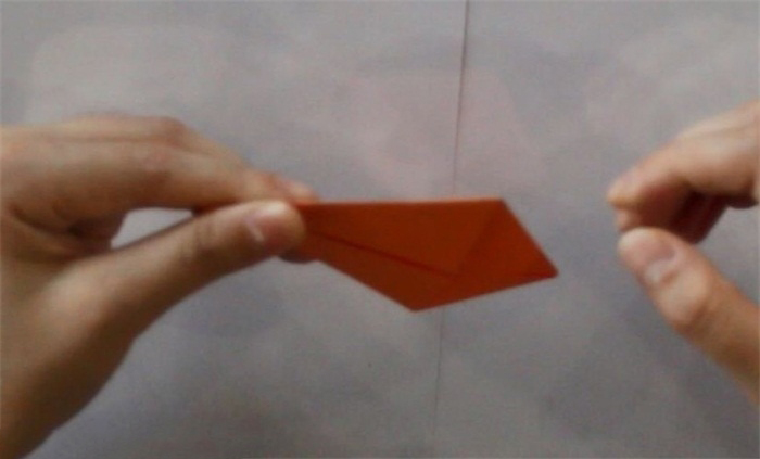 回旋镖折纸教程图片 漂亮的回旋镖是怎么折的