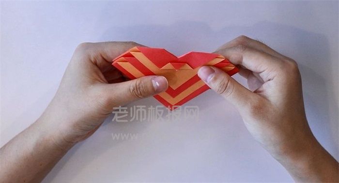 桃心折纸教程图片 桃心是怎么折的