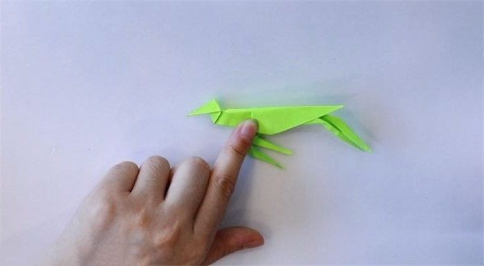 螳螂折纸教程图片 螳螂是怎么折的